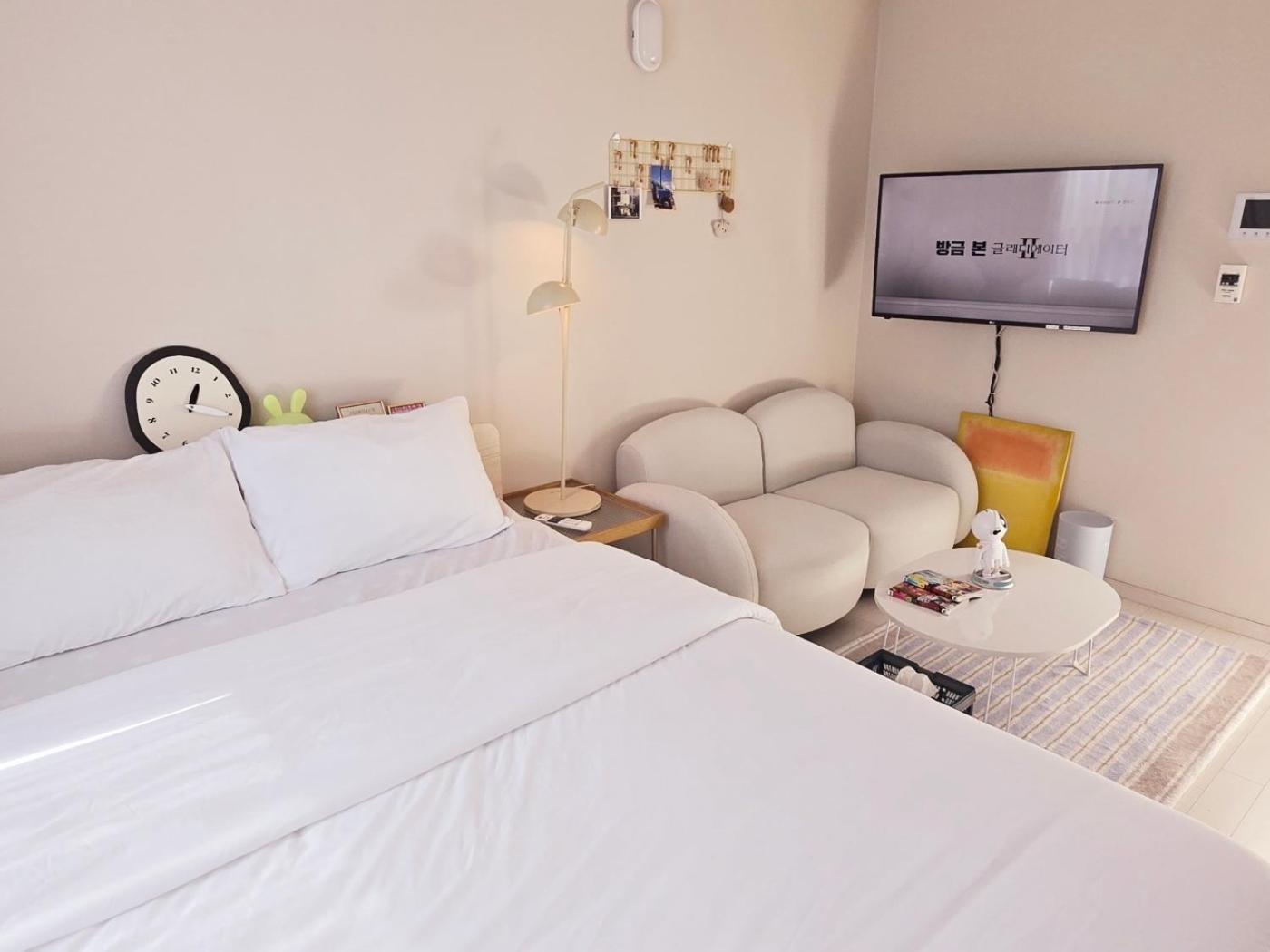 Dongseongro Dsr&U Hotel Room Тегу Екстер'єр фото